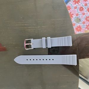 NWOT Fossil Grey Silicone Watch Band (18mm)